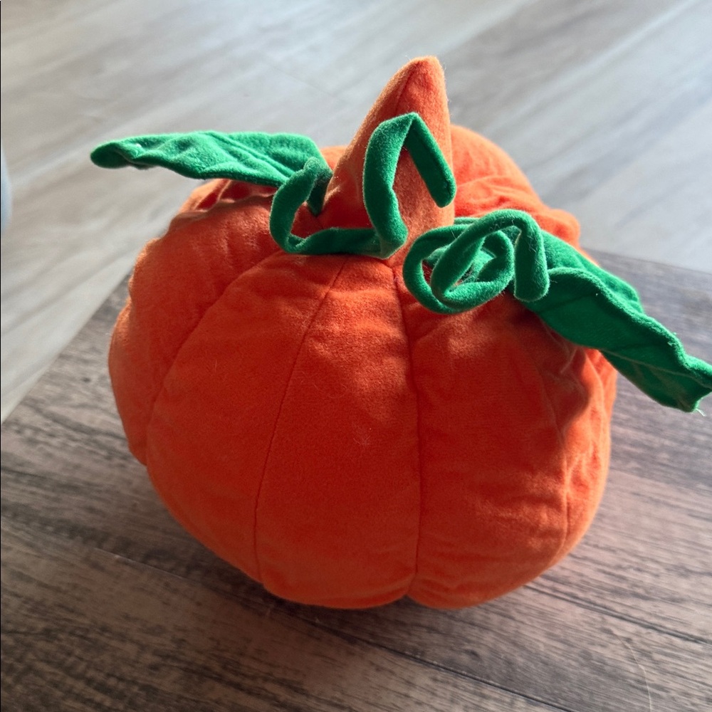 Reserved Halloween bundle Wells